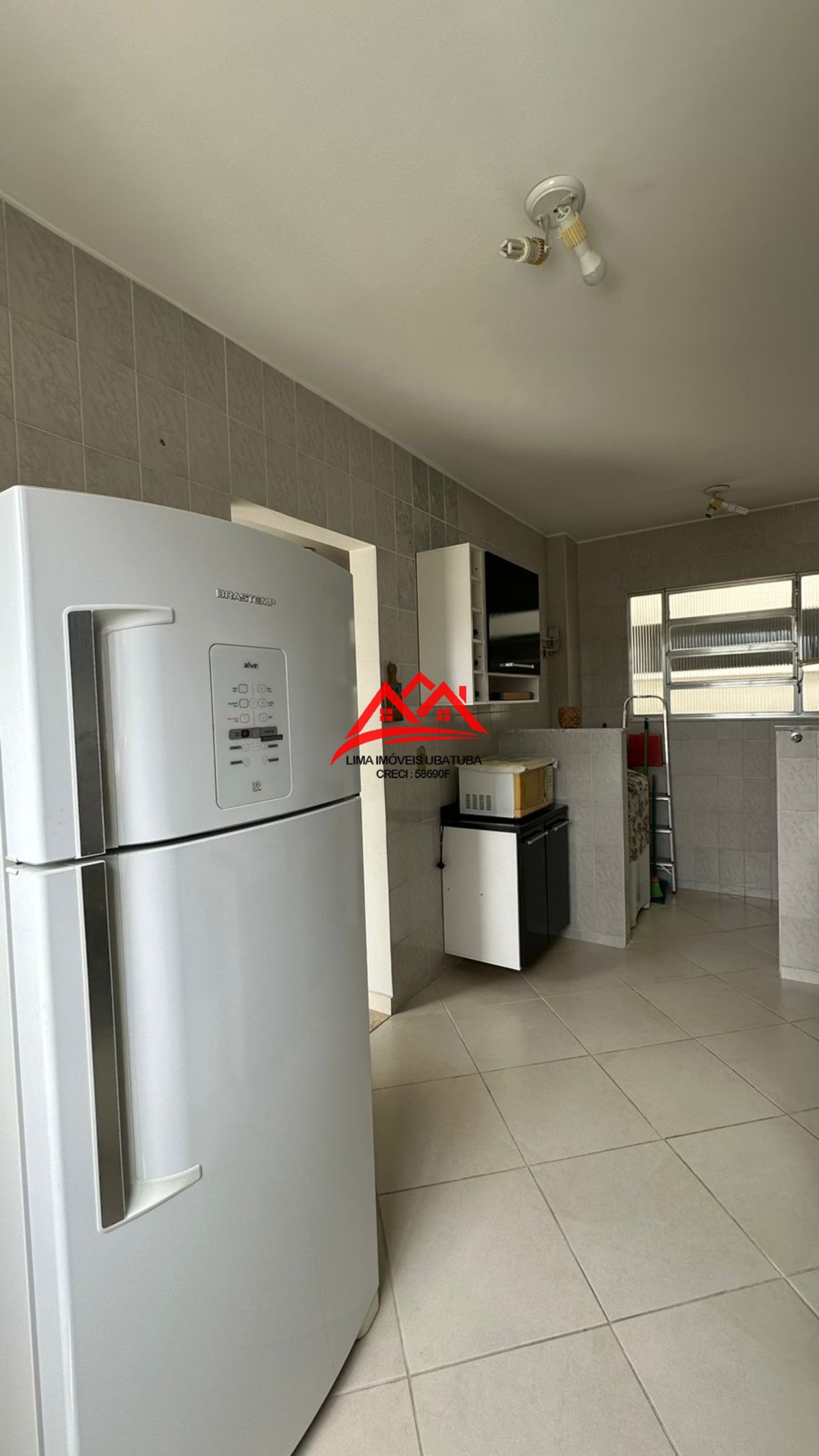 Apartamento à venda com 2 quartos, 70m² - Foto 6